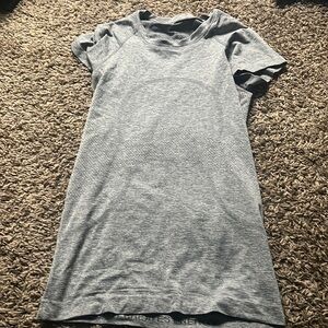 LULULEMON GREY SWIFTLY TECH